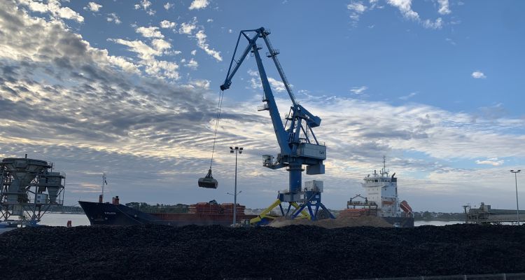 Escale du navire Kaileen au port de Lorient